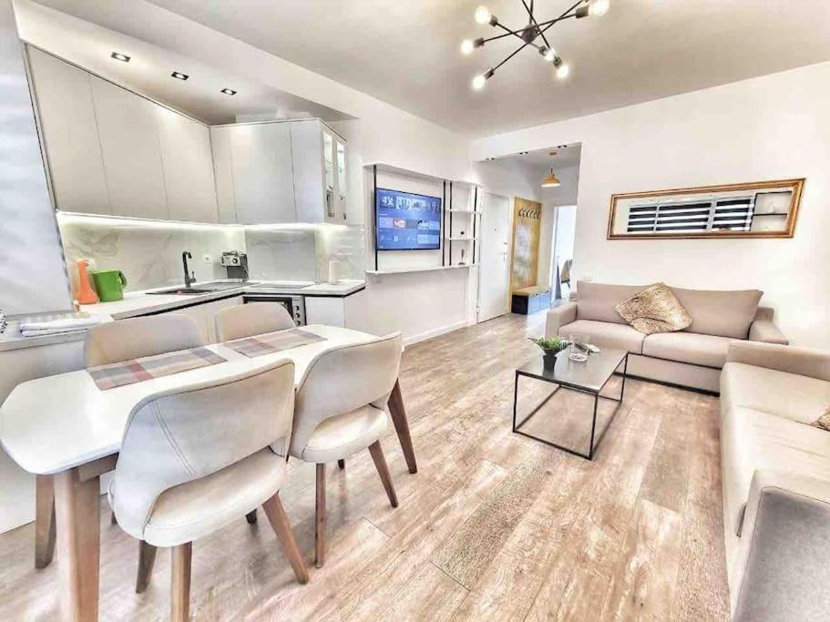53° Bs Skanderbeg City Center Comfort Tirana Extérieur photo