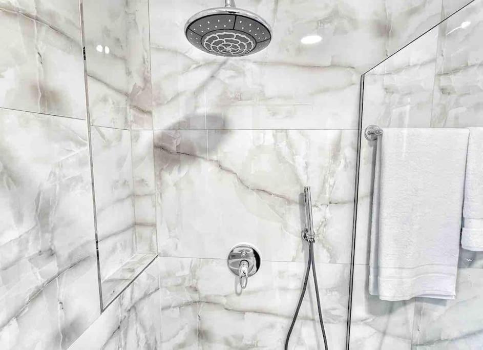 53° Bs Skanderbeg City Center Comfort Tirana Extérieur photo
