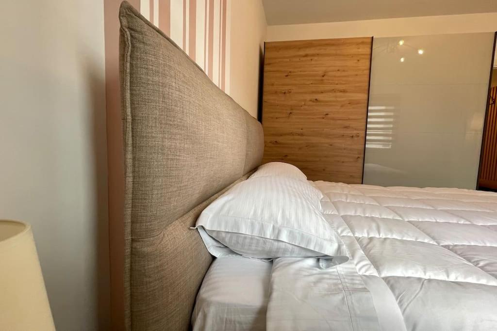53° Bs Skanderbeg City Center Comfort Tirana Extérieur photo